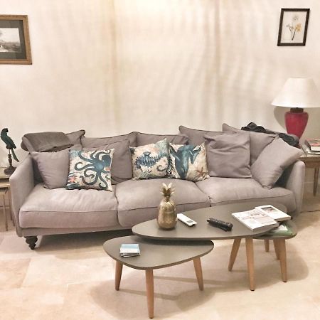 Homelivia, Luxueux Appartement Avec Jardin Prive Nice Luaran gambar