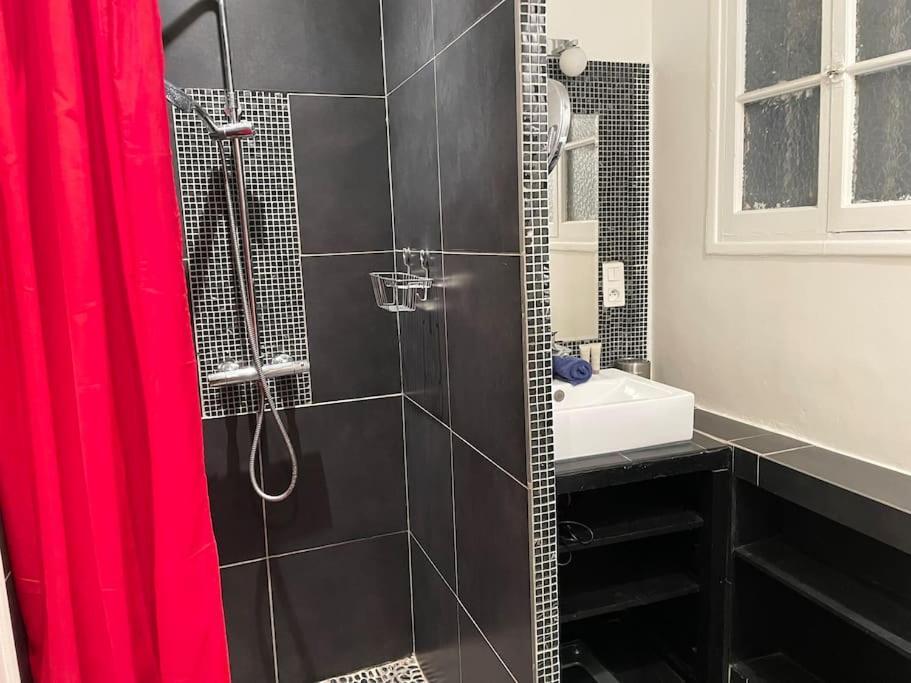 Homelivia, Luxueux Appartement Avec Jardin Prive Nice Luaran gambar
